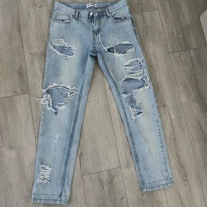 One Teaspoon Awesome Baggies low waist| medium rise| relaxed leg tapered jean